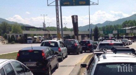гърция затегна контрола влизащи българия македония автомобили