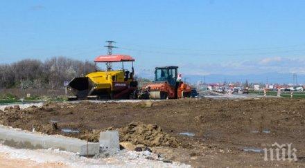 пукнатини препънаха строителите асеновградско шосе областният пловдив категоричен приключим предсрочно