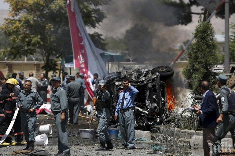 Кръв окъпа Нова година в Кабул: Камикадзе уби 26 души!