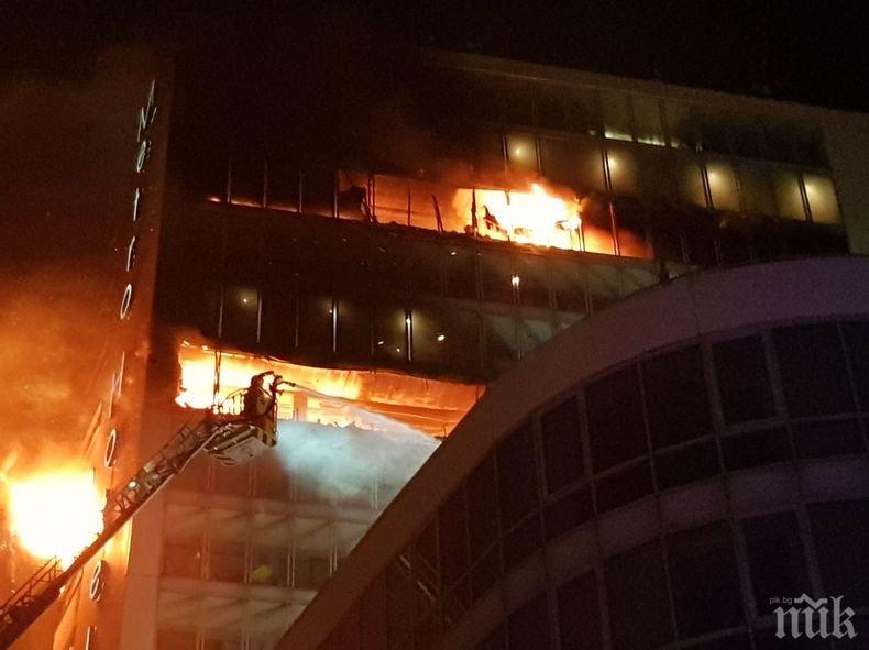 Голям пожар избухна в хотел в Дъблин