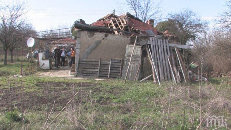 Самотна баба остана без дом заради силния вятър