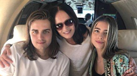 първо пик внукът софия ротару предизвика фурор вижте какъв красавец снимки