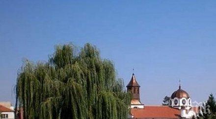 пешеходен мост пропаднал входа карнобат