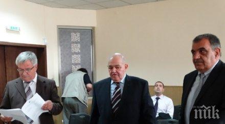 върнаха работа разследван рушвет професор