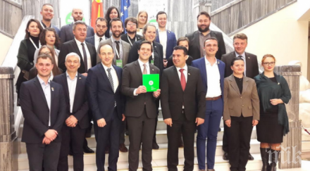 андрей ковачев преговорите името македония гърция навлизат финална фаза