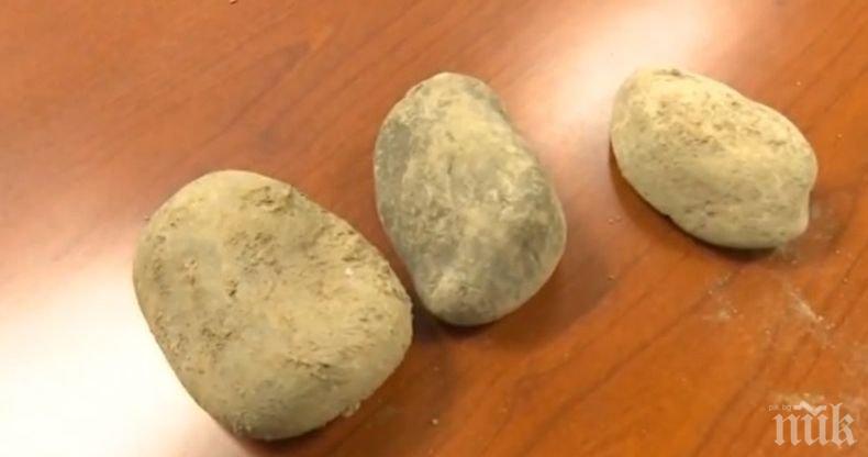 В Пенсилвания въоръжават ученици с камъни срещу нападателите