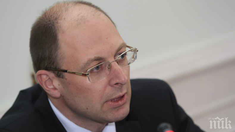 Експертът по сигурността Йордан Божилов хвърли бомба: Идеята за халифат е жива, рискът от тероризъм остава голям