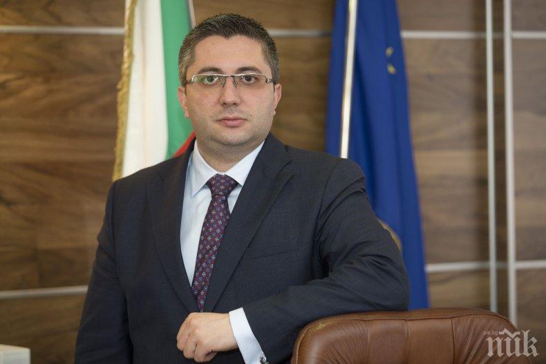Министър Нанков ще направи първи копки на участък от Хемус и на рехабилитацията на обходния път на Ловеч