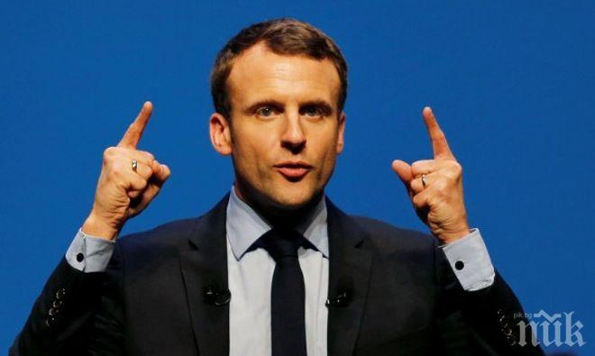 Френският президент свика извънредно заседание на Съвета за сигурност и отбрана заради терористичния акт