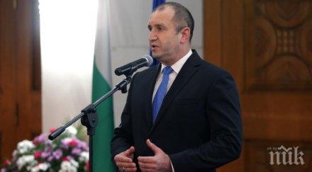 президентът крака театралите