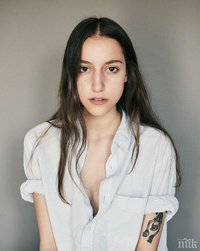 Британски моден гигант си хареса наша красавица - вижте как се правят новите колекции