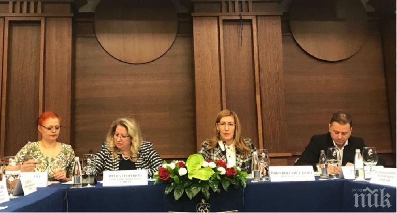  Ангелкова: Всеки туристически обект със свой идентификационен номер 