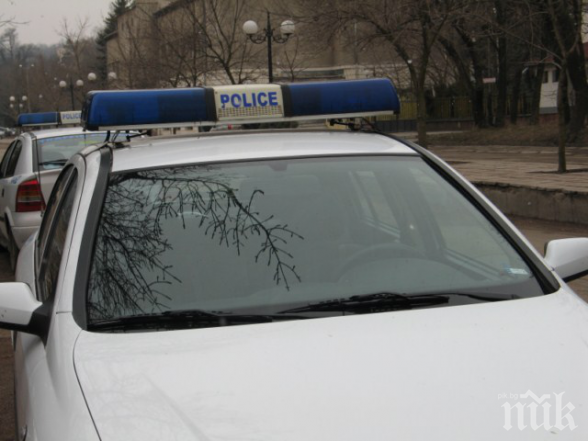 Потрошиха БМВ на чужденец