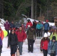 ЧОВЕШКА ПОСТЪПКА! Доброволци организираха снежен излет за деца с церебрална парализа