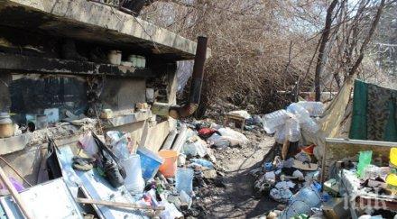 живот откриха майка син живеят землянка шумен