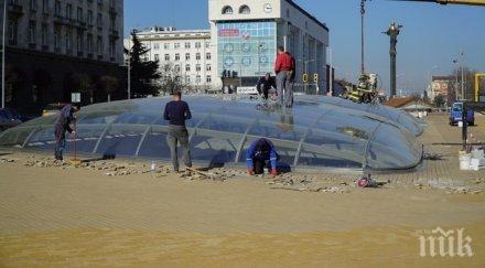 ударно правят ремонт ларгото