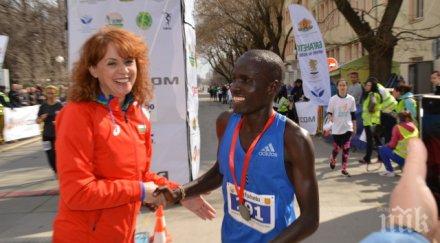 кениец впечатляващ рекорд полумаратона стара загора