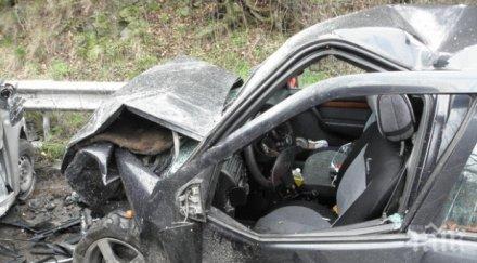извънредно трагедия пътя челен удар пътя ловеч троян погуби двама души
