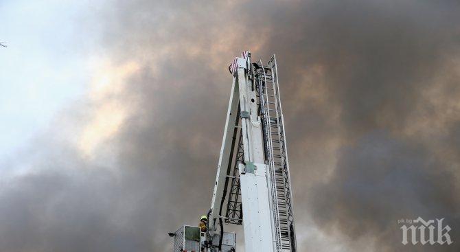 НОВИ ИНЦИДЕНТИ! Още един мол пламна в Русия, горя и университет (ВИДЕО)