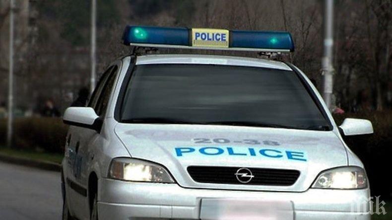 Двама арестувани за убийство в село Градец