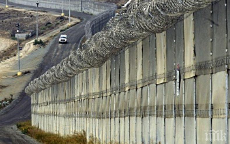 Емигрантски керван, придвижващ се към границата със САЩ, вбеси Доналд Тръмп