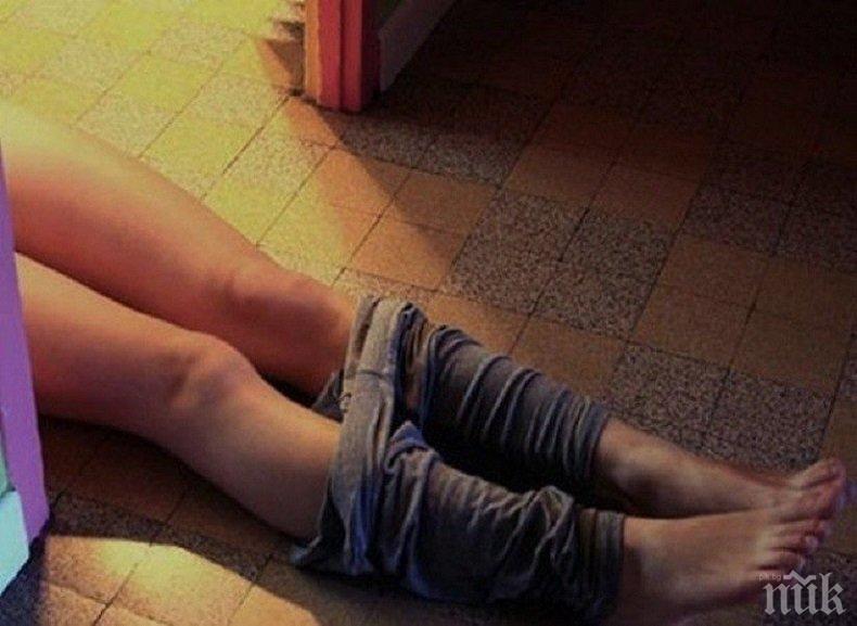 БРУТАЛНО! Изнасилиха жена по време на мач в Швеция