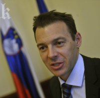 Словения стартира приватизация, за да не стане 