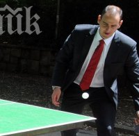 Спортният министър ще води час по физическо