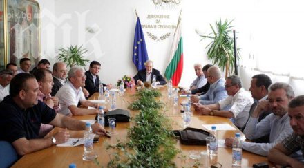 дпс гласува михаил миков оглави народното събрание