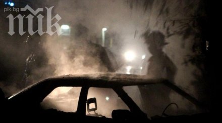 лек автомобил частично обгорял пожар карнобат нощ