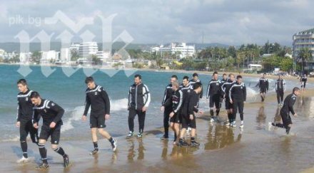 локомотив пловдив загуби три гола варна