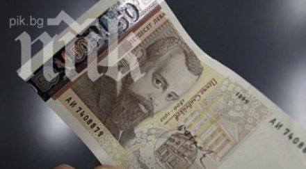 некоректен работодател изнудва майка деца