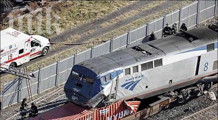 скоростен влак дерайлира чикаго