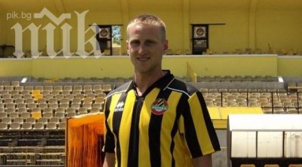 локомотив пловдив подписа бивш играч канарчетата
