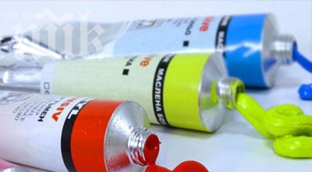 деца изрисуваха метрово платно чест