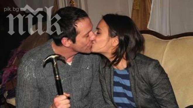 Деян Донков удрял Радина Кърджилова, когато е пияна