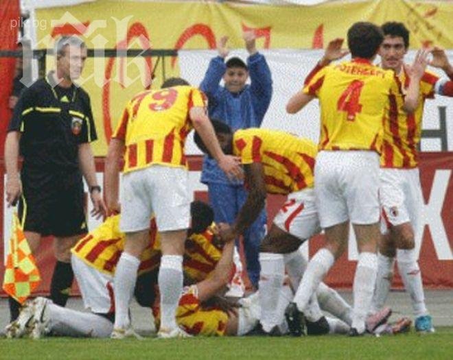 Грандиозен бой и 4 червени картона при загуба на Динамо (Москва)