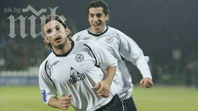 Велизар Димитров вкара за Металург (Донецк), осигури си участие в Лига Европа