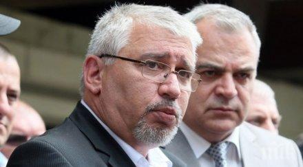 полицейският синдикат пас надигна глава искат униформи автомобили средства защита