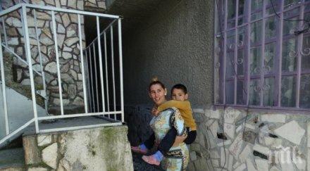 бунт циганите арман махалата спират децата училище искат тунела снимки