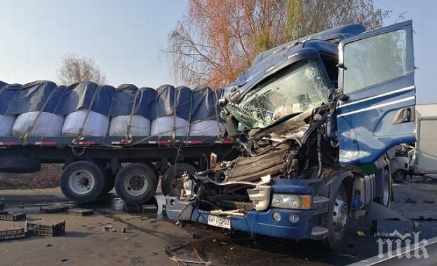 Жестока верижна катастрофа в Чили! Един загина, десетки са ранени