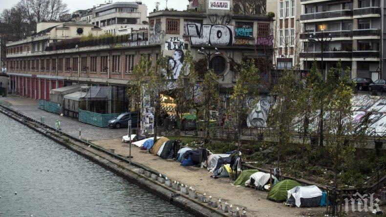 Кметът на Париж: Положението с мигрантите е неприемливо!