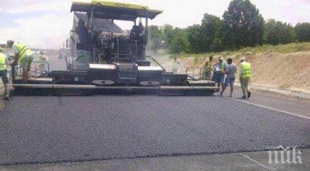 шефът апи идват исторически години пътното строителство българия