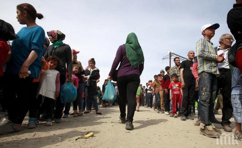 АЛАРМА! Нова голяма вълна от мигранти връхлита Егейско море