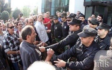 кипър вдигат протест заради ударите сирия