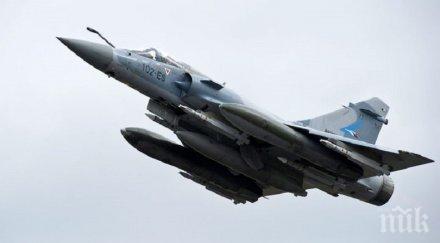 напрежение въздуха гръцки изтребители прихванаха турски грък неизвестност самолетът паднал морето