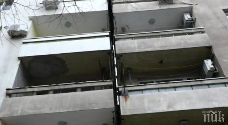 Блок в Русе се цепна на две