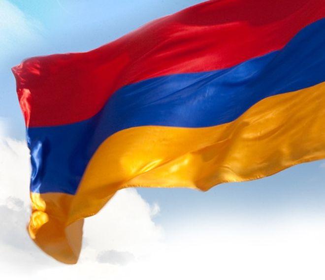 Протестите в Армения не стихват