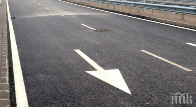 Опасност от падащи камъни дебне край Сливен