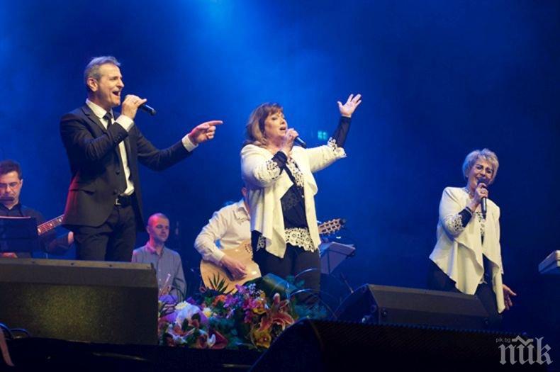 Тоника Домини отлагат концерт заради трагедията на Тракия